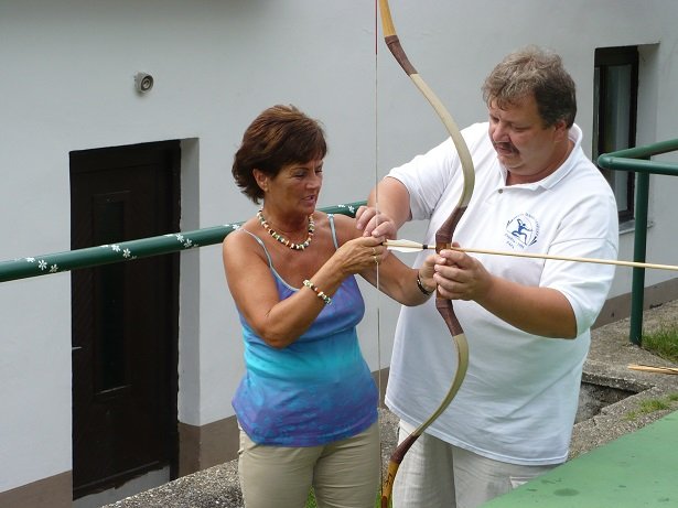 Érdekérvényesítés képzés 2011, Döbrönte
